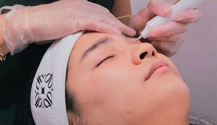 Treatment in progress at D&B Medical Group